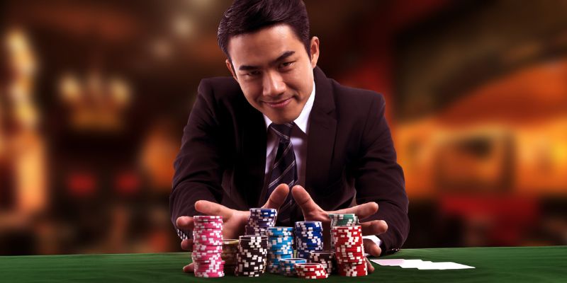 Chơi poker tại casino khi nắm chắc luật